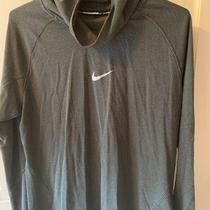Nike women’s XL dry fit top